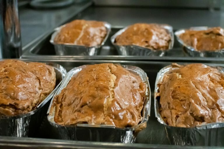 Do You Cover Meatloaf When Baking In The Oven?
