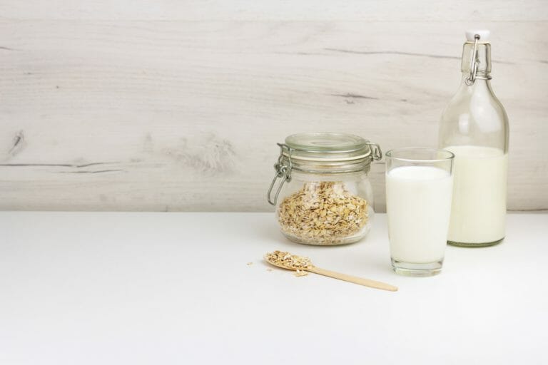 Does Oat Milk Need to Be Refrigerated?